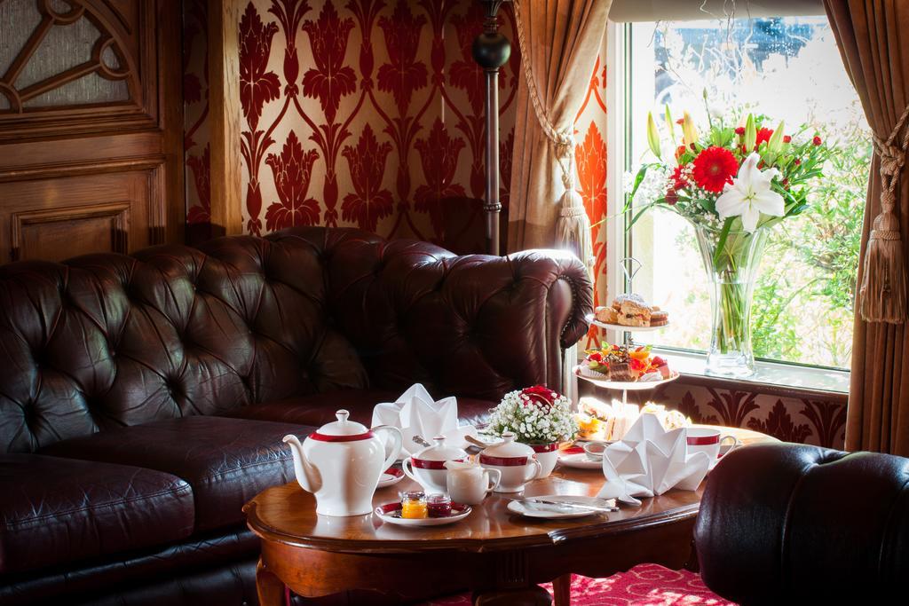 Meadow Court Hotel لوجهيرا المظهر الخارجي الصورة